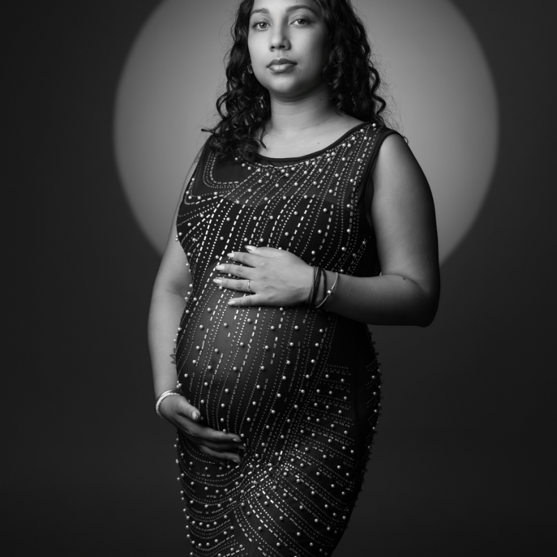 Séance boudoir femme enceinte studio - Photographe La Réunion